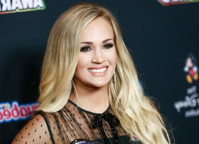 Carrie Underwood Plastic Surgery: Did She Get Lip Surgery?