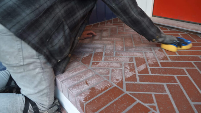 Sealing the Thin Bricks